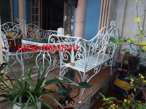 bộ bàn ghế sắt mỹ thuật nhà vườn đẹp