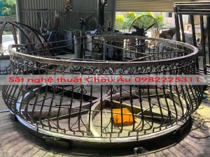 Lan can sắt mỹ thuật tại Hà Nội
