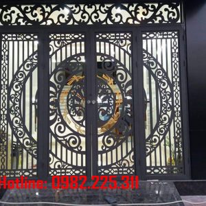 Cửa cổng sắt CNC mỹ thuật đẹp CC-55