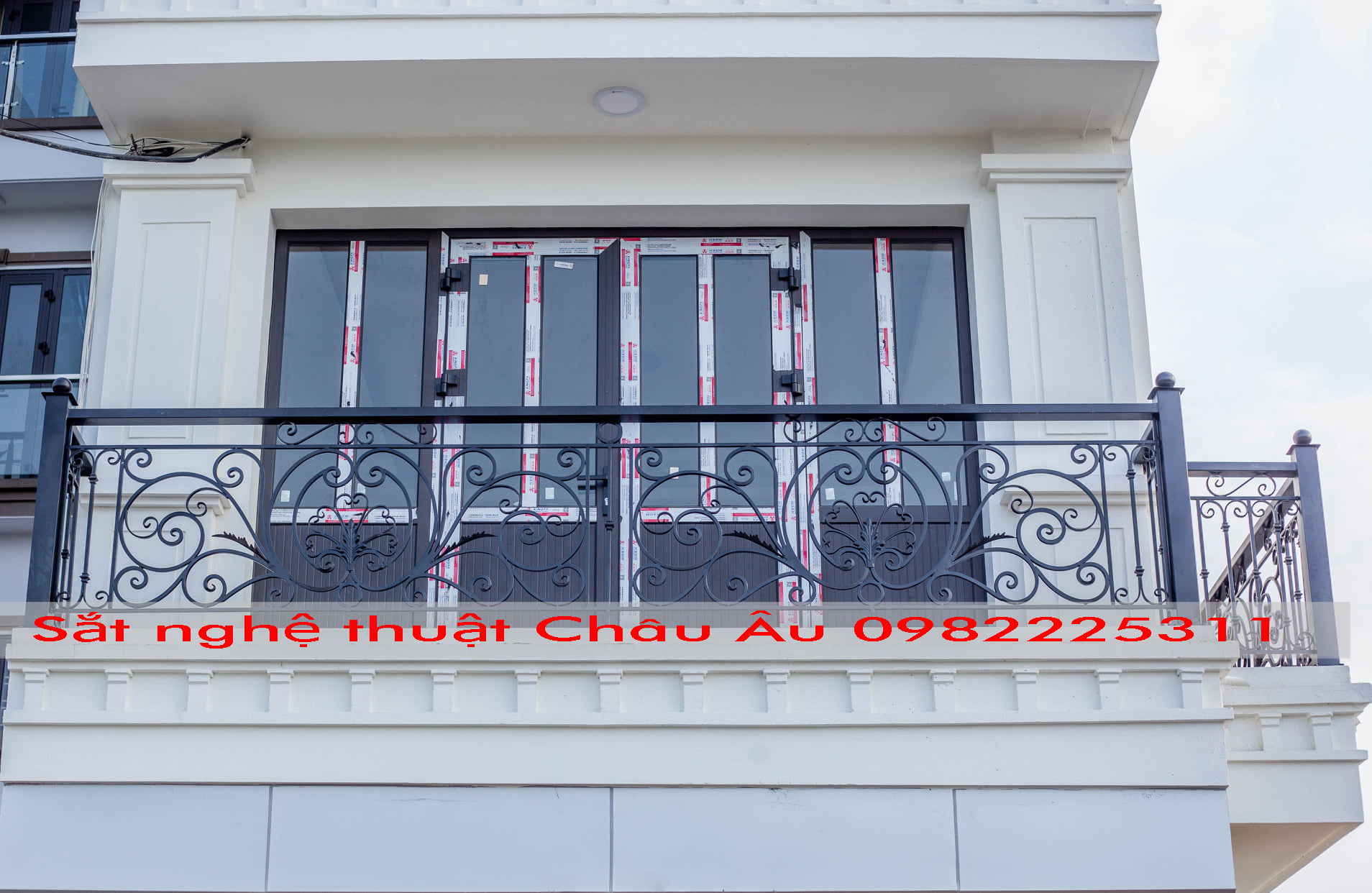 lan can sắt nghệ thuật đẹp ban công đẹp, ban công mỹ thuật nhà đẹp