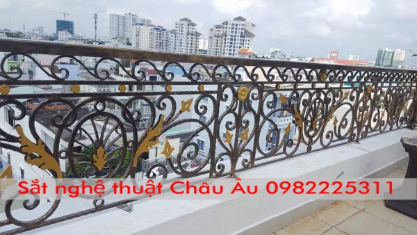 ban công Sắt Mỹ Thuật Đẹp Tại Bắc Giang