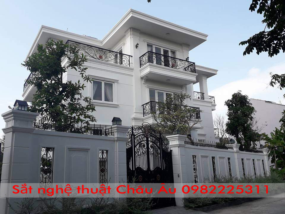 cửa sắt 2 cánh sắt nghệ thuật tp hà nội