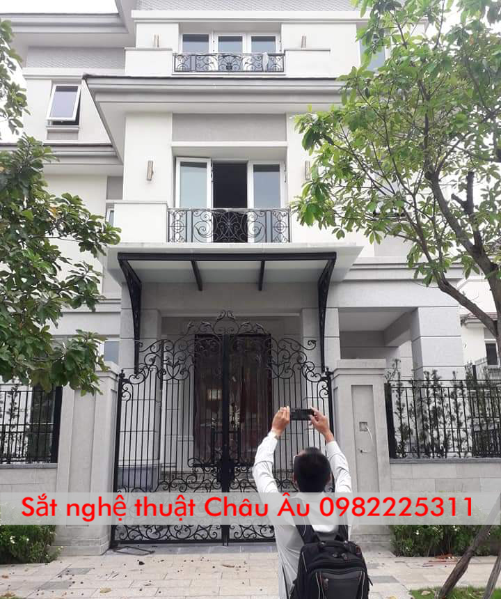 cửa cổng sắt nghệ thuật tp hà nội