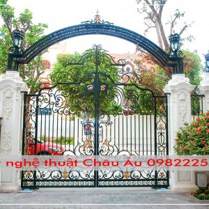 Mẫu cổng sắt nghệ thuật Hà Nội – Cửa cổng sắt mỹ thuật TP Việt Trì, Phú Thọ