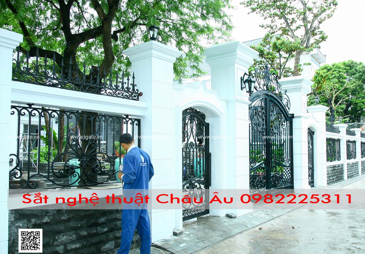 cửa cổng tân cổ điển