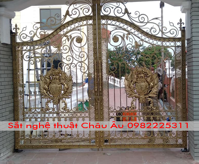 Cửa cổng sắt nghệ thuật cao cấp nhất hà nội