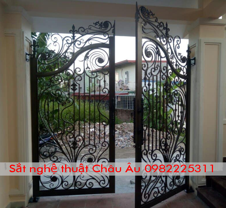 Cửa cổng sắt mỹ thuật giá rẻ hà nội