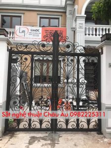 cửa cổng , mẫu cửa cổng sắt nghệ thuật đẹp 5