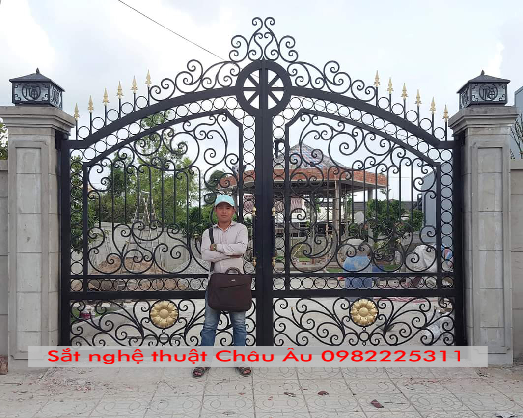 Cổng sắt nghệ thuật tại hà nội