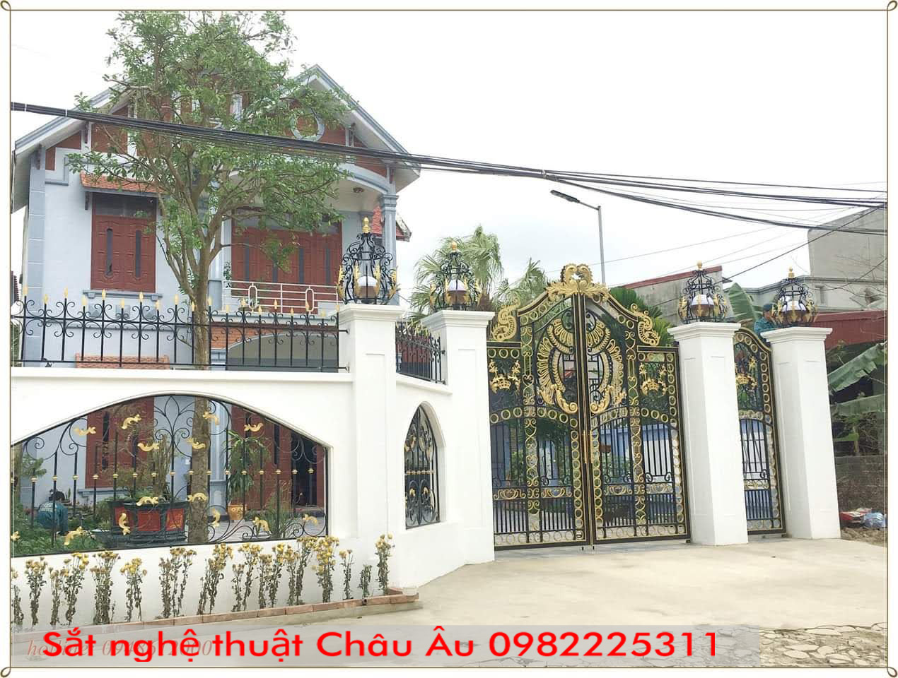 Cổng sắt mỹ thuật 2 cánh