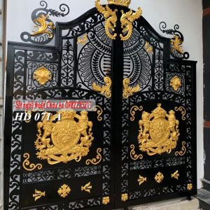 mẫu cửa cổng sắt mỹ thuật đẹp hợp phong thủy