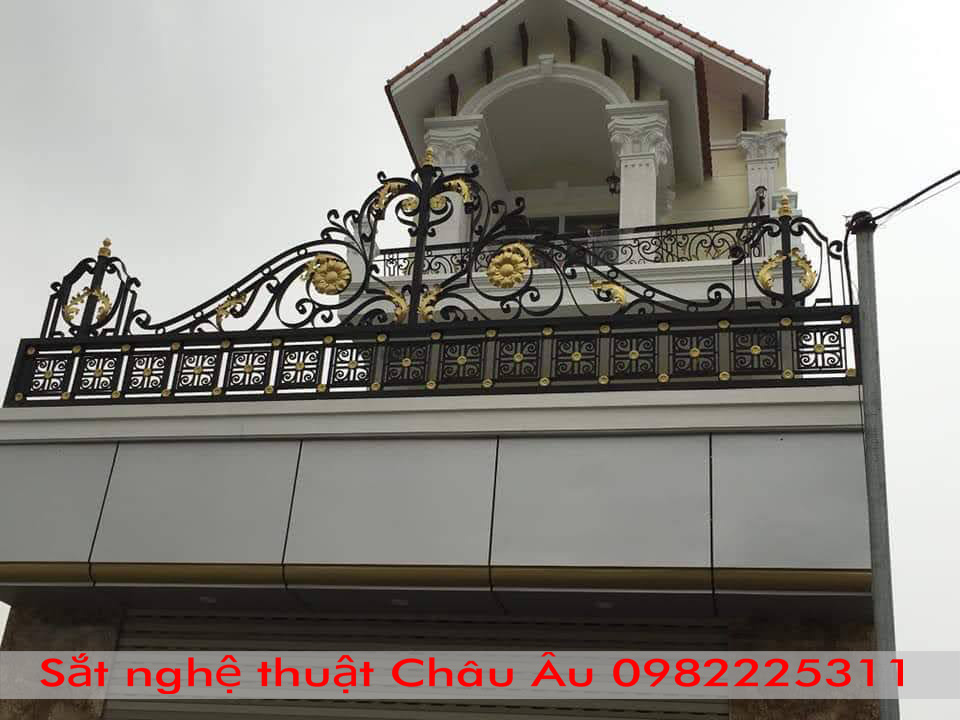 Mẫu cổng sắt mỹ nghệ đẹp