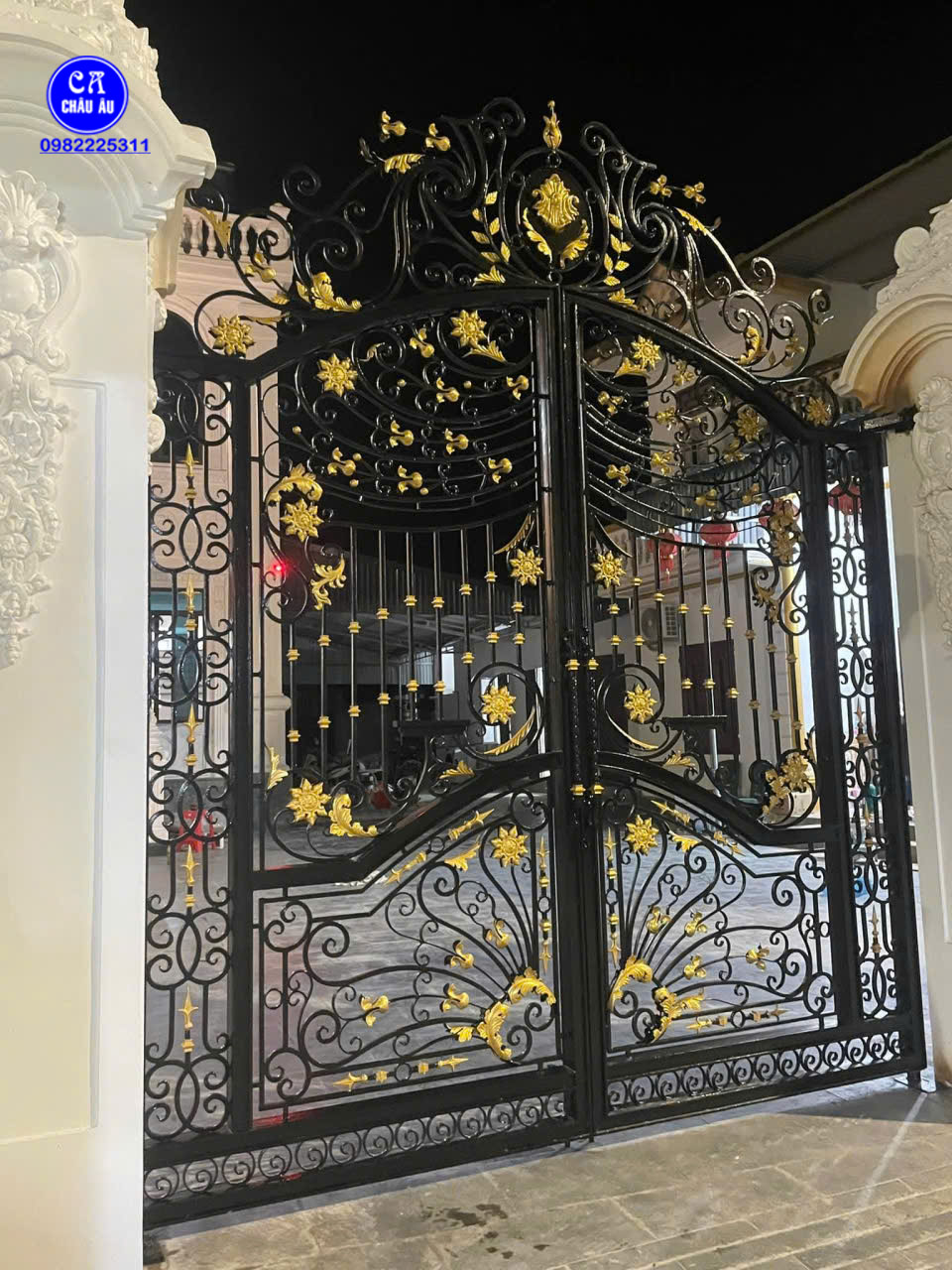 mẫu cổng cửa sắt mỹ thuật đẹp quý phái mẫu cổng cửa sắt mỹ thuật đẹp quý phái