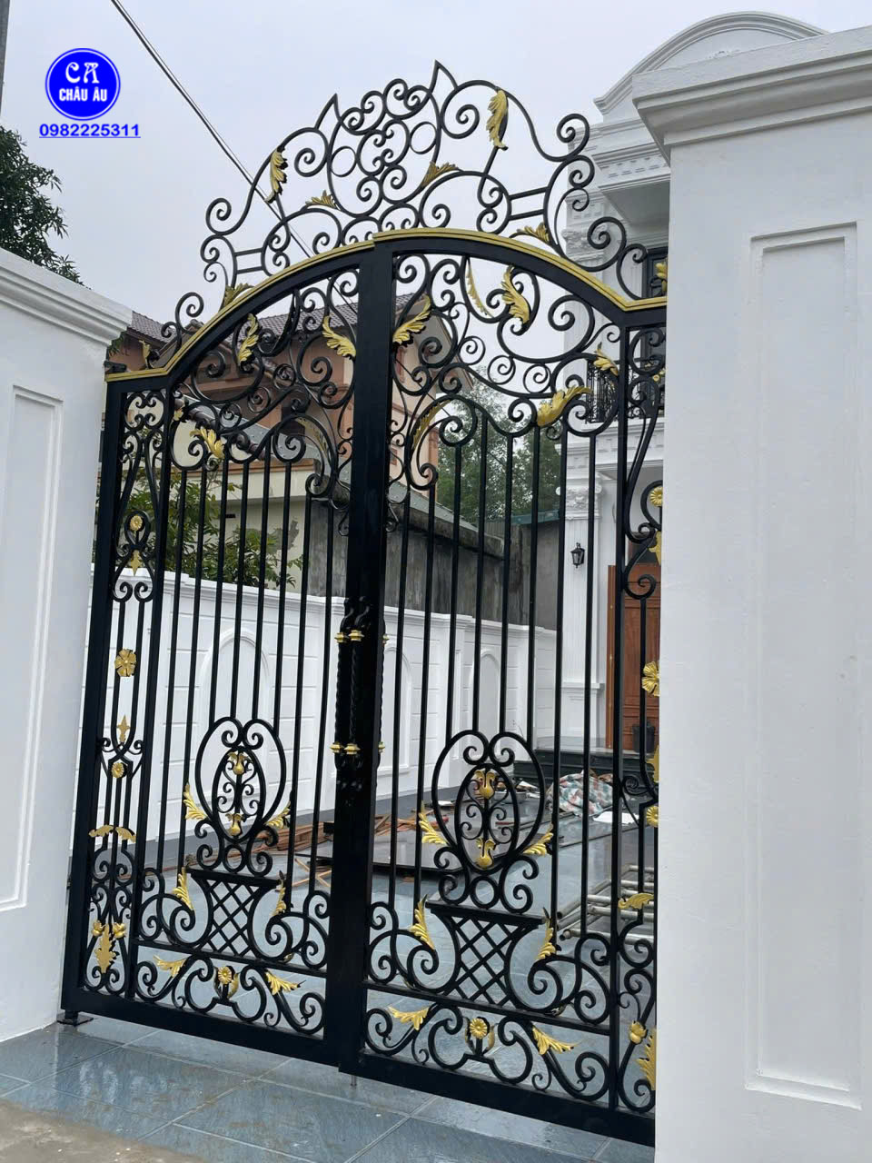 Cửa Cổng Sắt Mỹ Thuật Cao Cấp Cửa Cổng Sắt Mỹ Thuật Cao Cấp