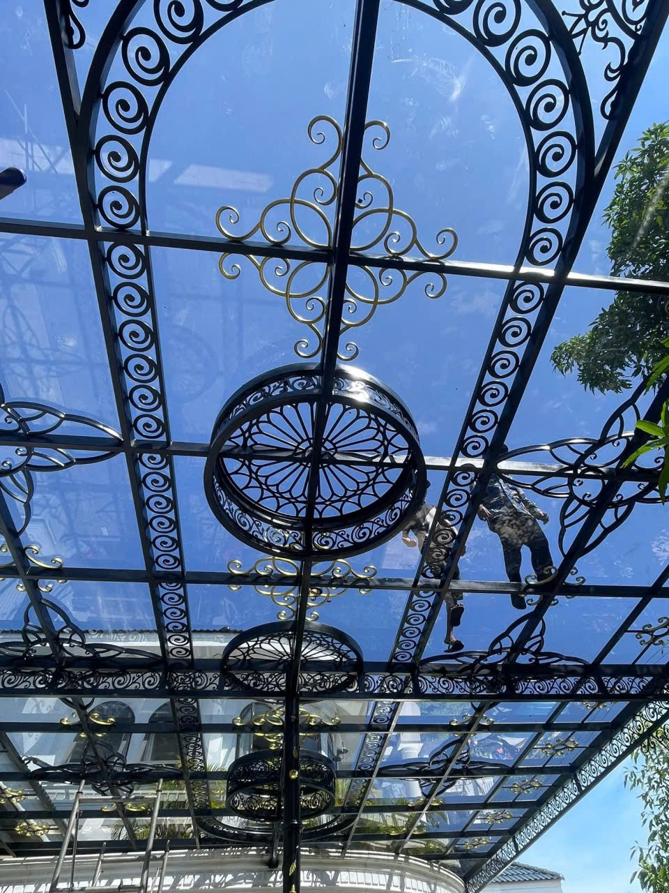 Mái kính sắt nghệ thuật đẹp Mái kính sắt nghệ thuật đẹp